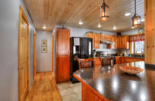 Rangeley Casa | Gran cabina más nueva con acceso compartido al lago Rangeley