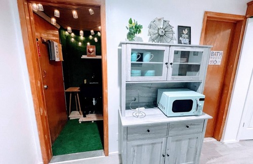 Bethpage Casa | Our Cozy Farmhouse Studio - Organic Egg & Milk