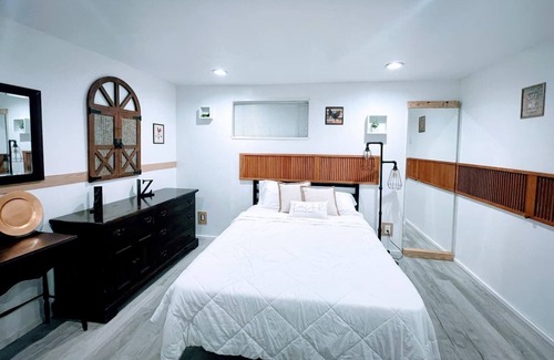 Bethpage Casa | Our Cozy Farmhouse Studio - Organic Egg & Milk