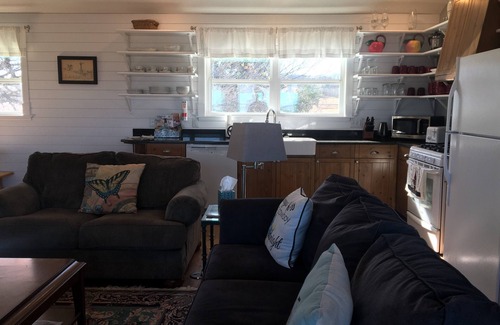 Lockhart Apartamento | Our Cozy, Quiet, Comfortable place in the Country - 2 Bedroom 900 sq ft w/view