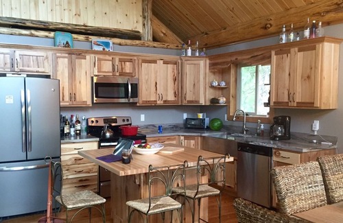 Rexford Casa | Our Happy Place on Lake Koocanusa - Amish Built Cabin