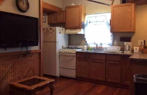 Bogalusa Cabina | Our one of a kind Freedom Cabin