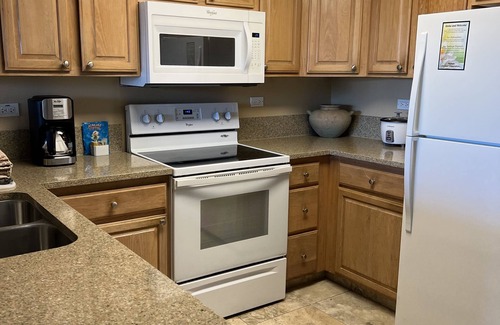 Poipu Condominio | Our two bedroom LBR Oceanfront....Thanksgiving 2026 is available