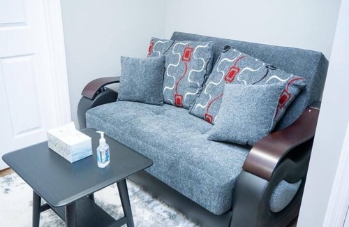 Overbrook Apartamento | Ousby Luxury apartment unit 2. 1-bedroom with AC, WiFi