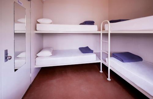 Yulara Cabina | Outback Lodge