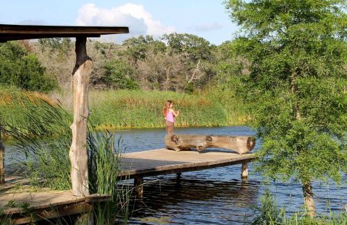 Wyldwood Casa | Outcast Landing - A Fisherman's Paradise