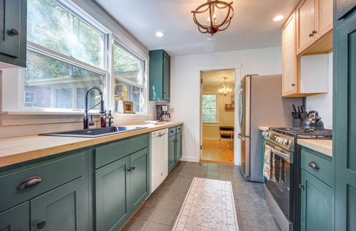 Williamsville Cabina | Outdoor Adventure Haven 14 Mi to Mount Snow Skiing