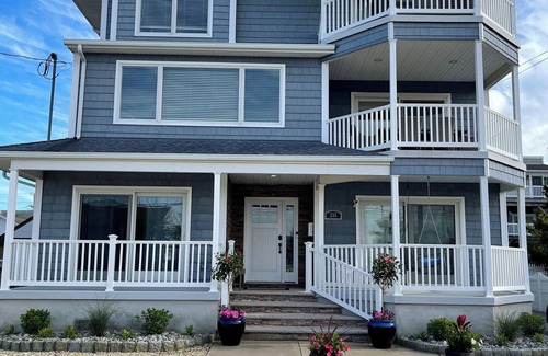 Ortley Beach Casa | Outdoor, heated pool, rooftop terrace, game room, mutiple decks
