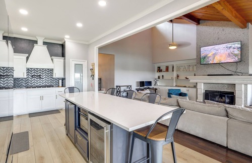 Ransom Canyon Cabaña | Outdoor Oasis w/ Lake Views: Ransom Canyon Retreat