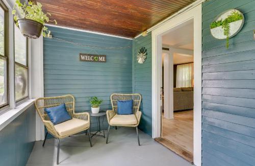 Claremont Apartamento | Outdoorsy Oasis with Screened Porch in Claremont