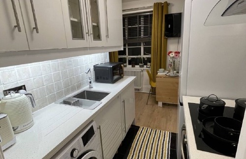 St. Johns Wood Apartamento | OUTSTANDING 2 BEDROOM APRTM, REGENT PARK, LBS, LONDON ZOO, ST JOHNS WOOD, W9 NW8