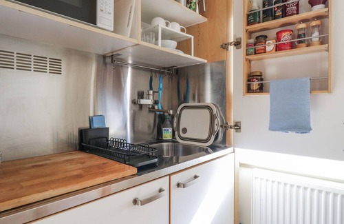 Over Cabaña | OVER VILLAGE STUDIO, character holiday cottage in Over