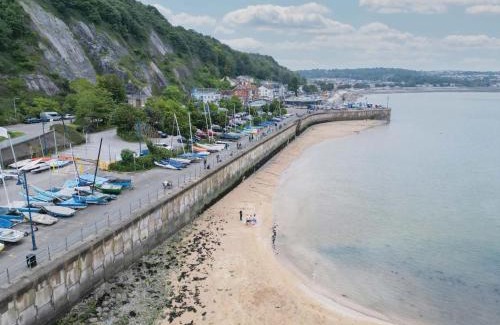 Mumbles Casa | Overland Road – 4 Bedroom House – Mumbles