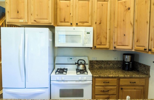 Truckee Apartamento | Encantador encanto, con vistas al pueblo: 2Br / 2Ba