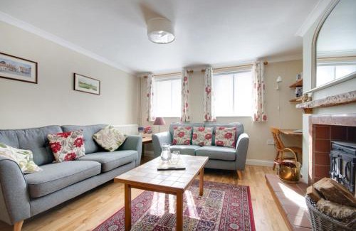 Holt Casa | Owl Cottage