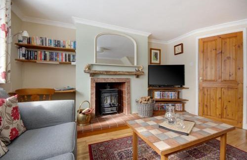 Holt Casa | Owl Cottage
