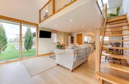 Beckley Casa | Owl House