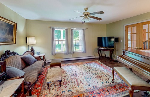 Owls Head Casa | Owls Head Oasis by Crocket's Beach | House in Owls Head