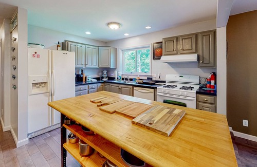 Owls Head Casa | Owls Head Oasis by Crocket's Beach | House in Owls Head