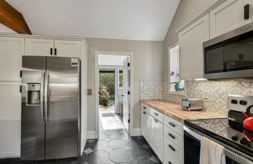 Weaverville Casa | Oxbow Farmhouse