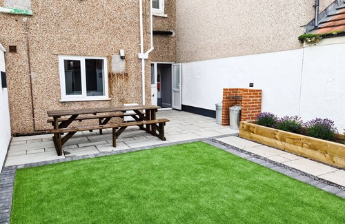 Llandudno Cabaña | Oxford House