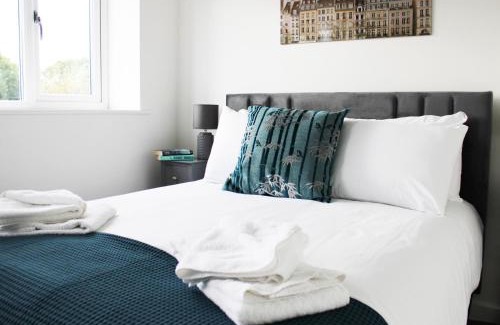 Yarnton Apartamento | Oxford - Private House with Garden & Parking 14