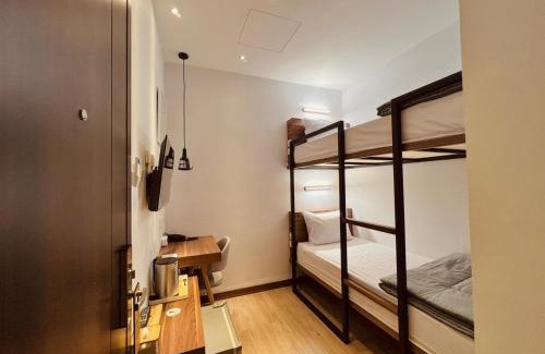 Batam Apartamento | oxy suites G-03 at Shop House Meisterstadt Pollux Habibie