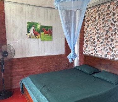 Hewaheta Otro | OYA LANGA HENA - Green Park