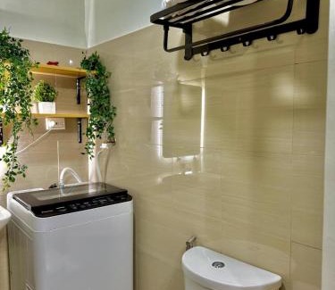 Barangay 76 Hotel | OYO 1182 El Spazzion Shore