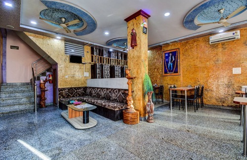 Vaishali Nagar Hotel | OYO 17250 Hotel Ganesham