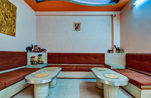 Vaishali Nagar Hotel | OYO 17250 Hotel Ganesham
