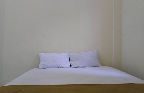 Jambi Hotel | OYO 3499 J8 Hotel