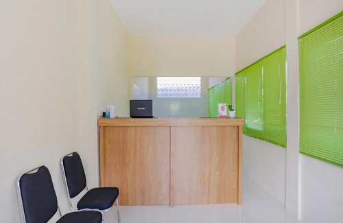 Babakan Hotel | OYO 3974 Villa Kayyana