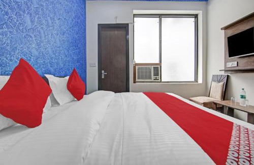 Delhi Hotel | OYO 81258 AJ Guest House
