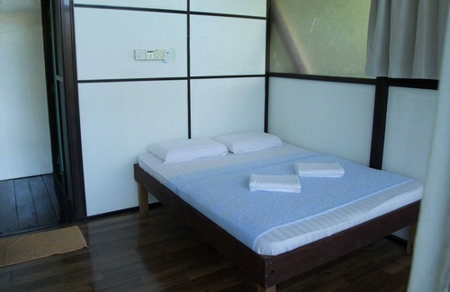 Pantai Barat Division Hotel | OYO 90980 Rainbow Island Sepanggar