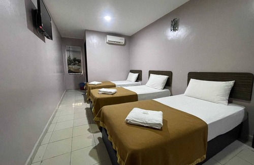 Kuah Hotel | OYO 91119 Hotel D Lima Inn