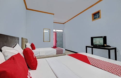 Kopeng Hotel | OYO 92605 Hotel Las Vegas