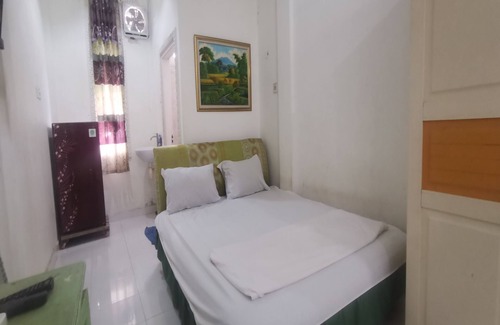Samarinda Hotel | OYO 94078 Azzahra Homestay Syariah