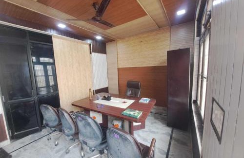 Rudrapur Hotel | OYO Ashiyana Guest House