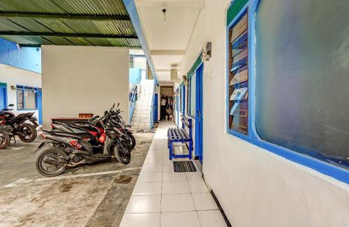 Sidoarjo Hotel | OYO Life 90523 Homestay Jenggolo