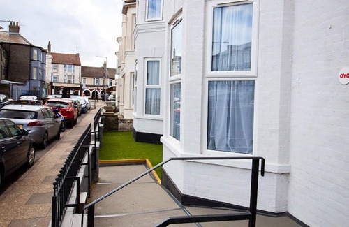Great Yarmouth Apartamento | OYO Studiotel Great Yarmouth - Modern Hotel Apartments