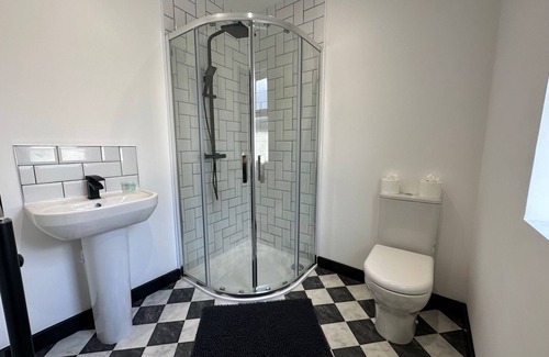 Scunthorpe Hotel | OYO The Avenue