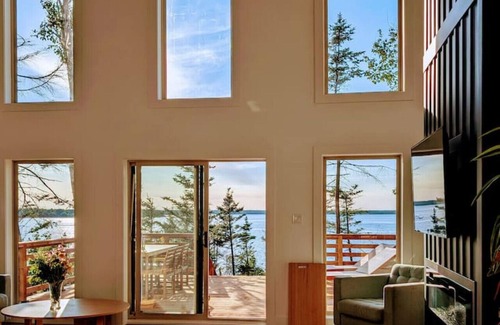 Gaspereaux Casa | Oyster Creek Chalet 1