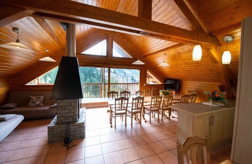 Oz Casa | Oz/Alpe d'Huez 110m slopes, up to 21 people, Hammam, en-suite bedrooms