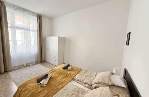 Pecs Apartamento | Pécs Király 12