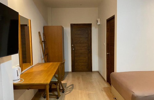 Bang Krasan Casa | P Villa Homestay