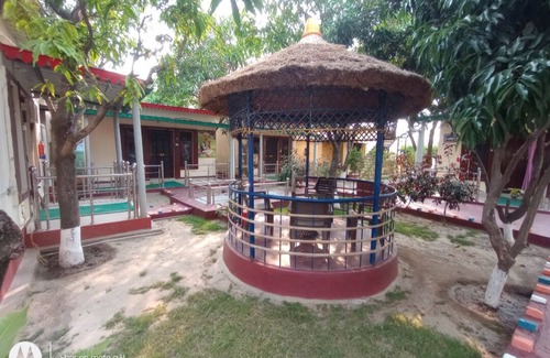 Haldwani Cabaña | Paawan Home Stay