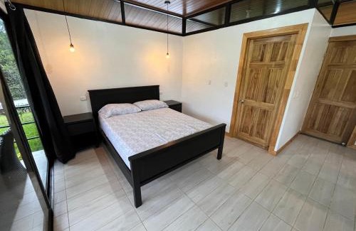 Bahía Drake Cabina | Pacheco Tours Rainforest Cabins 4x4 Only