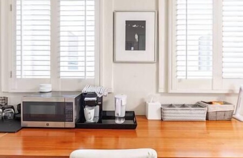 Pacific Heights Casa | Pacific Heights Victorian Garden Dormitorio y baño privado