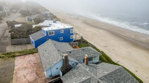 Roads End Casa | Pacific Peace